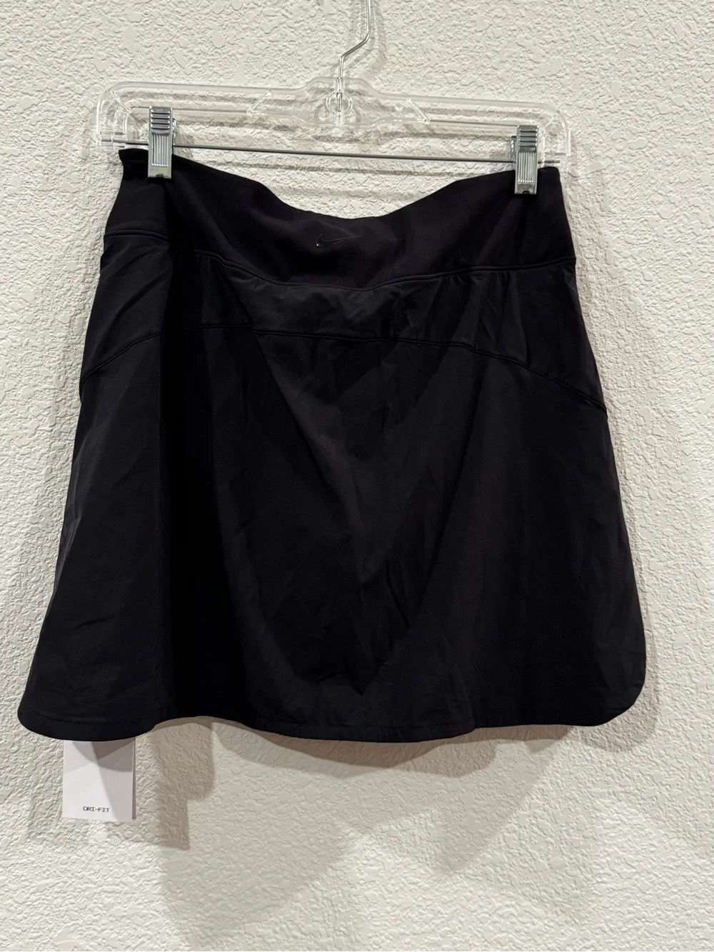 Nike Dri-FIT women’s golf/tennis skort in black